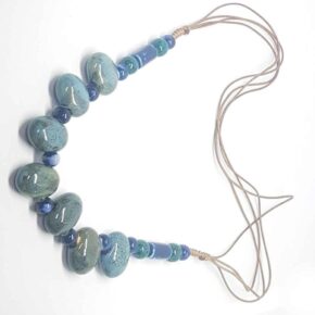 Misaladejuegos Colla Piedras Azules Cordon Fino Marron - Imagen 2