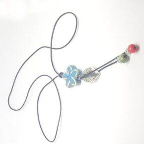 Misaladejuegos Collar Piedras Flor Celeste Hoja Plata - Imagen 3