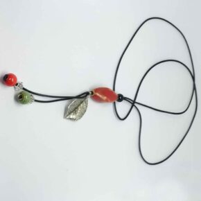 Misaladejuegos Collar Piedras Roja Verde Hoja Plata Con Final Coral Verde - Imagen 2